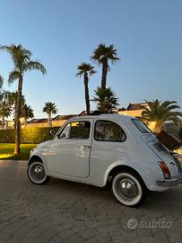 Fiat 500 vintage bianca restaurata