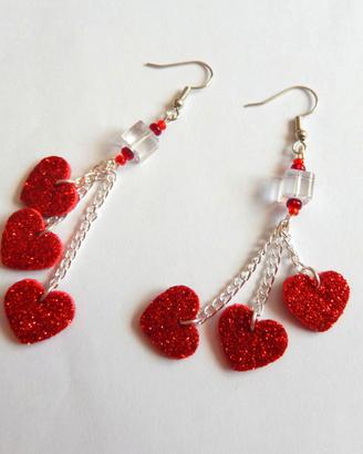 Orecchini lunghi cuori e catenelle