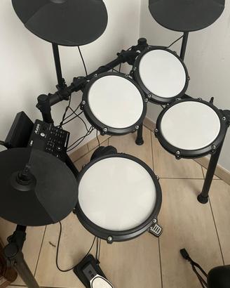 Batteria elettronica Alesis Nitro Max
