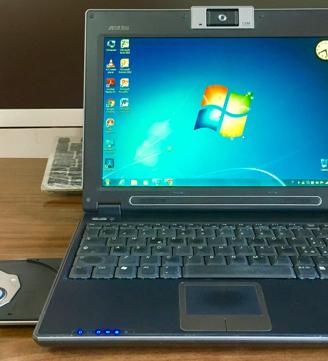 Asus w5f SSD notebook con accessori