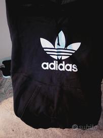 Adidas felpa uomo nero con fiore 