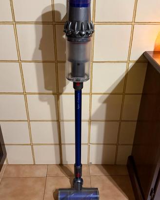 Dyson v 11