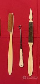 Set antico da toilette