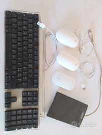 APPLE Stock tastiera mouse e lettore floppy disk.