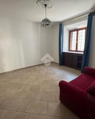 CASA INDIPENDENTE A MAGLIANO DE' MARSI