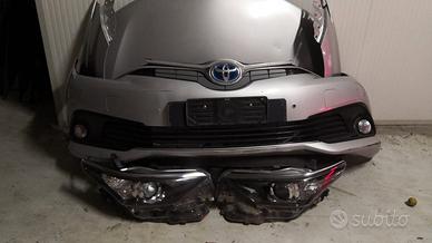 TOYOTA AURIS 1.8B HYBRIDA