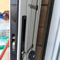 Cancelli retrattili porte finestra antiintrusione