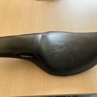 Sella Harley Davidson