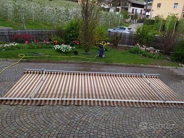 Tenda da sole a bracci