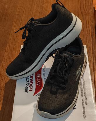 Skechers Go Walk Arch Fit (Nere/Bianche) - 43