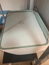 Stampante hp deskjet 2722e