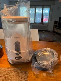 Panasonic smart pet feeder