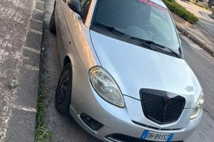 Lancia y 2007 1.2 8v benzina