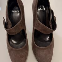 Scarpe décolleté con cinturino di Perlato