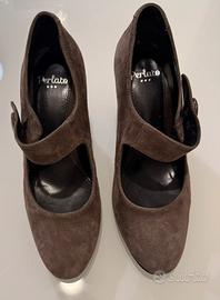 Scarpe décolleté con cinturino di Perlato