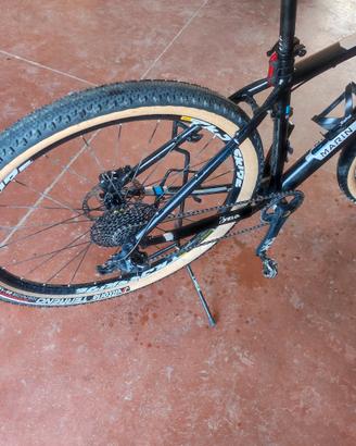 Mountain bike 