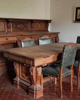 mobile, tavolo e sedie stile rinascimento 