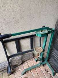 MACCHINA PER IMBOTTIGLIARE