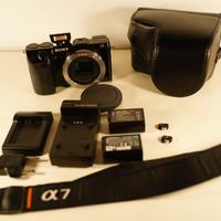 SONY NEX 7 con custodia SONY LCS-EJA