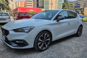 SEAT Leon  FR mild Hybrid 150 CV con cambio automa
