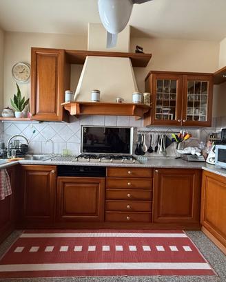 CUCINA IN ROVERE