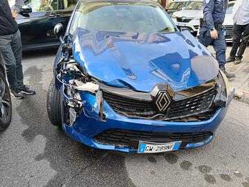 Renault Clio 1.0 100cv GPL 2024
