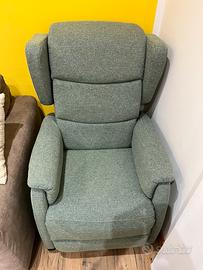 Poltrona ortopedica 2 motori elettrica alzapersona