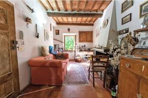 Appartamento di 110 m² con più di 5 locali a Santa