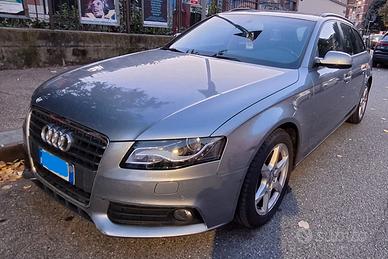 AUDI A4 4ª serie - 2010