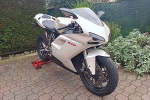 Ducati 848