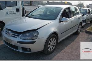 VOLKSWAGEN Golf V per ricambi
