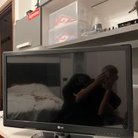 TV/monitor LG 32LS3500