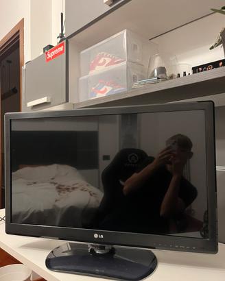 TV/monitor LG 32LS3500
