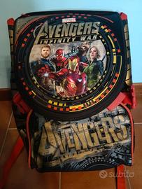 zaino rosso seven avengers infinity war