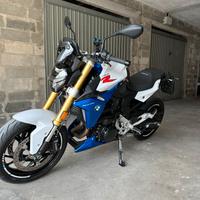 BMW f 900 r