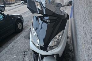Yamaha  X-Max 250