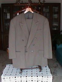 COMPLETO DA UOMO , DOPPIO PETTO  PURA LANA VERGINE