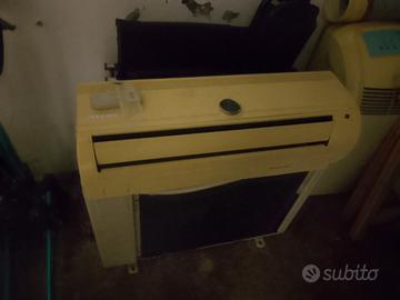 condizionatore  inverter 9000 BTU completo 