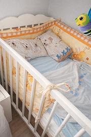 lettino per neonati compresi di materasso