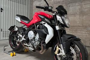 Mv Agusta Brutale 675