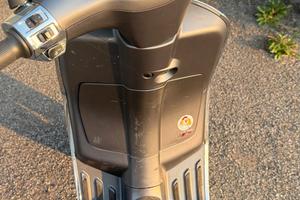 vespa sprint 50