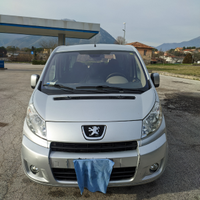 Peugeot Expert Teepe 8 posti