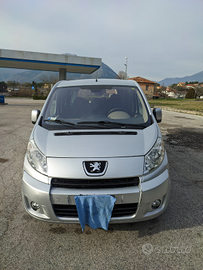 Peugeot Expert Teepe 8 posti