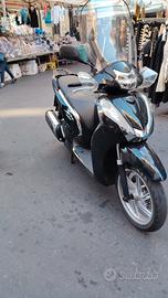 Honda sh 300