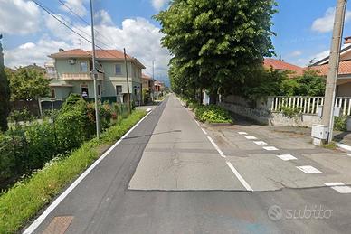 Quadrilocale ristrutturato centro storico caselle