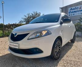 Lancia Ypsilon 1.2 69 CV Gold 2019 neopatentati ok