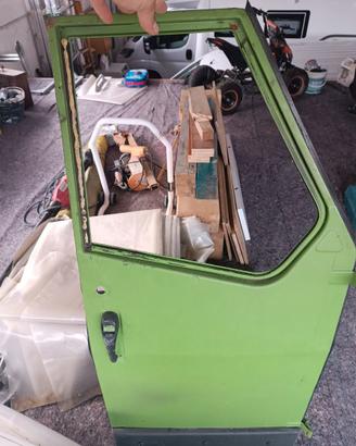 Porta ape 50 lato serratura e parti cruscotto