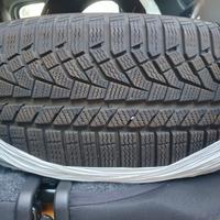 gomme invernali  auto 215/55 R17