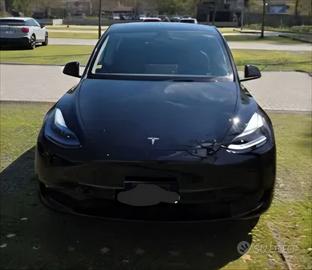 Tesla Model Y 2022 69500KM CONDIZIONI DA FOTO