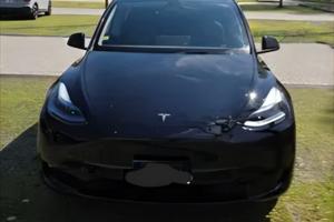 Tesla Model Y 2022 69500KM CONDIZIONI DA FOTO